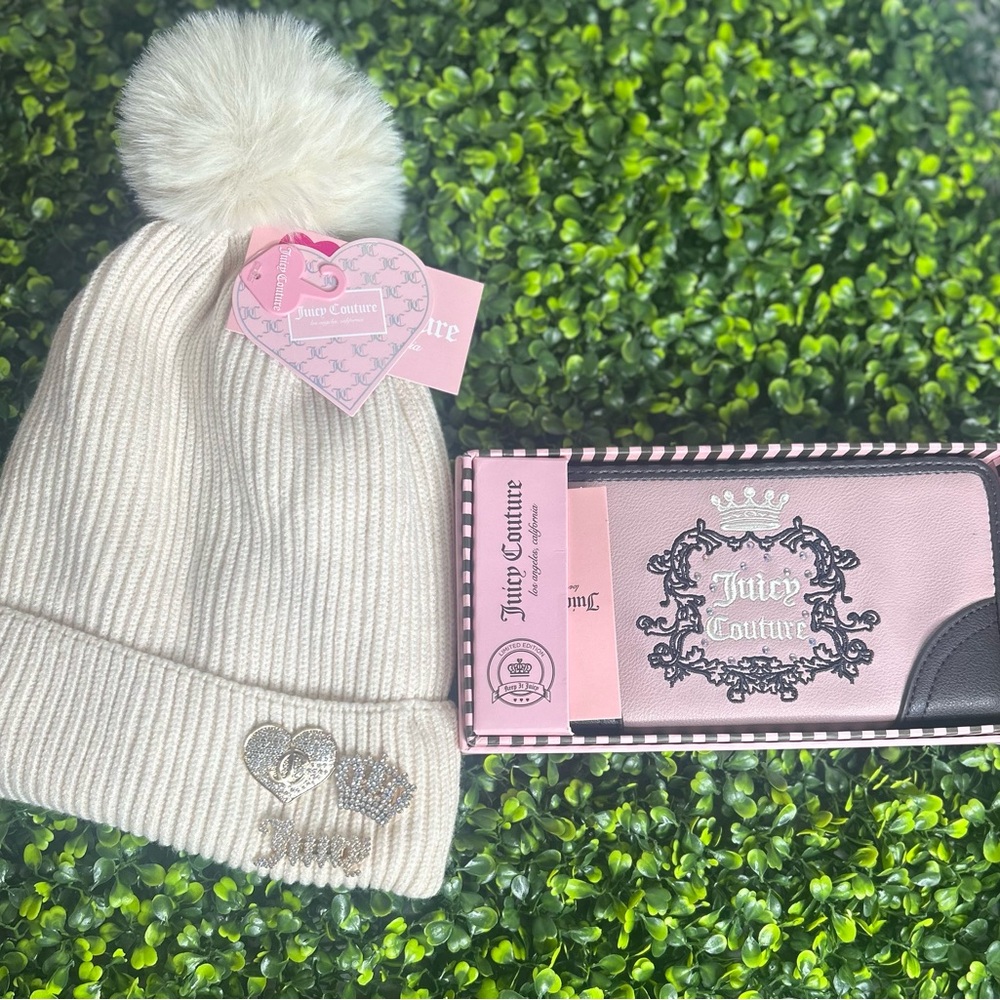Juicy Couture Duo set with Beanie and Wallet